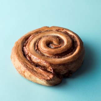 رول گردو و دارچین